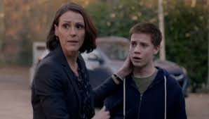 Doctor foster is a bbc one television drama series that was first broadcast on 9 september 2015. Doctor Foster S Tom Looks Very Different In Real Life After Bleaching His Hair Blonde