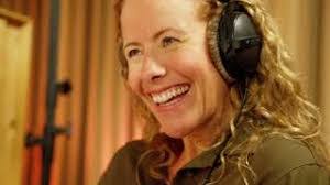 Cecile Greer's Instagram, Twitter & Facebook