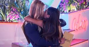Allora dovresti dedicare un po' di tempo a informarti chi ha vinto l'edizione 2018 di love island, il dating reality show britannico che va in onda da quattro non sto parlando ovviamente di dani e jack, i due ragazzi che hanno vinto sul campo, ma di quello che business of fashion ha definito il vero. Ddlnhu6v9 Mbsm