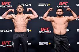 It's going to be a great night of boxing. Ufc Fight Night Start Time When The Main Card And Whittaker Vs Gastelum Begin On Saturday On Espn Draftkings Nation