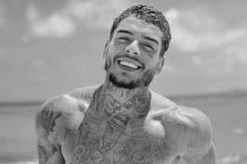 La modelo brasileña bianca domingues, que estaba con mc kevin en la habitación del hotel cuando el músico cayó del balcón, aseguró en las redes sociales. Kdxhq6zfboad0m