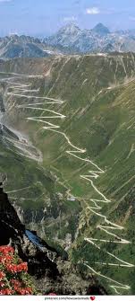 France forms the northwest border of italy, while switzerland and slovenia, which also share borders, lie to the north, and austria sits to italy's northeast. Stelvio Pass In The Italian Alps Near Bormio And Close To The Swiss Border Between Graubunden And Italy The R Beautiful Roads Nature Travel Around The World
