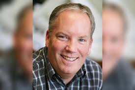 His pictures reveal an uncanny ability to depict subjects in ways that surprise or inspire the viewer. Town Manager Russ Martin Checks Off 2018 As Banner Year For Camp Verde The Verde Independent Cottonwood Az