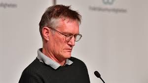 Anders tegnell discusses his country's decision not to impose. Tegnell Lattnaderna Maste Skjutas Fram Vasabladet