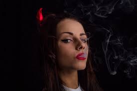 Well you're in luck, because here they come. 1 010 Beste Devil Horns Bilder Stock Fotos Vektorgrafiken Adobe Stock