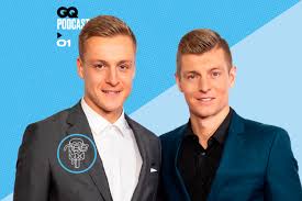 In an interview with dazn, toni kroos's brother, felix kroos, spoke about toni's incredible cold blood during high pressure situations. Toni Kroos Und Felix Kroos Im Gq Podcast Uber Korperpflege Ernahrung Und Fitness Gq Germany