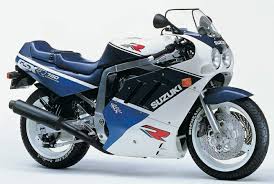 Suzuki Gsx R750