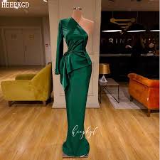 Robe longue de soirée m robe maxi robe fourreau robe de cocktail robe polo bal. Robe De Soiree En Satin Vert Emeraude Manches Longues Asymetrique Epaule Denudee Gaine Avec Cristaux Robe Elegante Pour Occasions Aliexpress