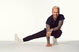 He has a celebrity clientele as a personal trainer, including the actress jennifer jason leigh and the popular talk show host and comedienne ellen degeneres. Bob Harper Is As All In As Ever Neou