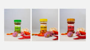 Paket menu yang disediakan oleh richeese factory ini merupakan paket lengkap yang berisi sajian ayam goreng dengan berbagai varian balutan, minum, nasi putih, dan tak ketinggalan saus cocol keju gurih yang lezat. Nasi Surga Studio Damara