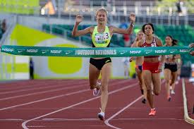 The Fastest HS Girls 4-Lapper Ever