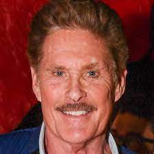 David hasselhoff is an american actor, singer, director, and producer who has a net worth of $10 million. Alle Infos News Zu David Hasselhoff Vip De
