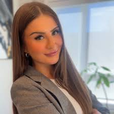 Diksha Dhawan (@dd_realty_yyc) • Instagram photos and videos