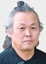 영화계 발칵뒤집은 김기덕감독 여배우 폭행 배드신 강요. Wq72ns4e8kclom