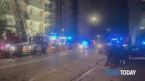 Incendio in un appartamento di piazzale Chiavris