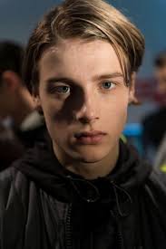 människorärkonstiga