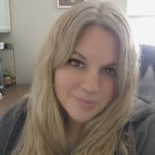 Looking for jobs hiring immediately. I've been applying for dozens of jobs  since January and haven't had anything work out and half of the jobs I've  applied for stated they were not