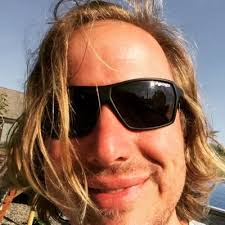 Aaron Beth (@aaronbeth)