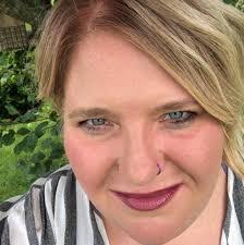 Crystal Ryan's Instagram, Twitter & Facebook