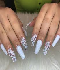 The thing is that these days it is quite impossible to look like someone else since the list of possibilities is limitless. Delightful Nail Art Ideas For Cute Girls In 2020 Stylezco