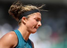 La errani si racconta in una lunga intervista sul sito spagnolo puntodebreak.com nel momento più delicato della carriera: Sara Errani Banned Until February 2019