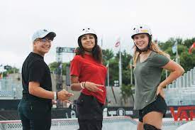 View the profiles of people named alana smith. From Left To Right Skateboarders Alana Smith Spencer Breaux And 7 Badass Female Skateboarders On The Olympics Their Favorite Tricks And Empowering Young Women Popsugar Fitness Photo 15