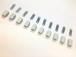 Das navaris türschnapper set hält die türen vom. 1 10x Magnetschnapper Schrank Turmagnet Magnet Schnapper Mobelmagnet 6 Fenster Bayram