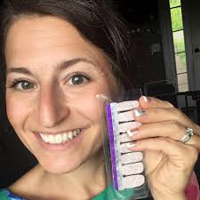 Nails Tails VT with Elisabeth, Independent Color Street Stylist