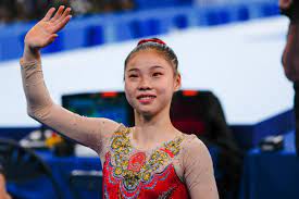 China's guan chenchen won gold in the women's balance beam final at the tokyo olympics as simone biles claimed a bronze. Qu9l1ldmgajfxm
