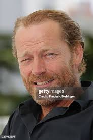872 Iain Glen Photos & High Res Pictures