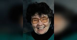 Dayna Ely's Instagram, Twitter & Facebook