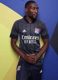 Jun 22, 2021 · vous réagiriez comment les marseillais? Infos Maillots De Foot Lyon 2020 2021 Ol