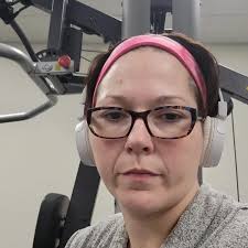 Bethany Castro (@bessie2228) • Instagram photos and videos