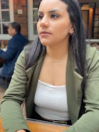 “Eu vou te dar mais do que você pediu. Seja paciente e confie em mim” .