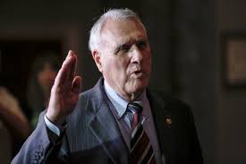 Jon Kyl sworn in as U.S. senator replacing McCain