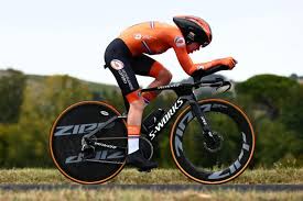 Anna van der breggen took her first world title on saturday, winning the women's run of the 2018 road world championships after a long solo breakaway. Anna Van Der Breggen Wins Dramatic Worlds Time Trial As Chloe Dygert Crashes Out While Leading Video Road Cc