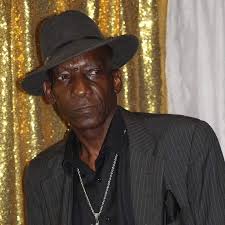 On Being The Twisted Poet (@thetwistedpoet) • Instagram photos and videos