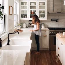 Cuisine De Marilou De Cuisine Miralis Un Petit Chef D Oeuvre Home Kitchens Kitchen Inspirations Kitchen Renovation