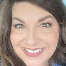 Lisa Preciado's Instagram, Twitter & Facebook