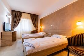 Hotel livadia este situat pe aleea izvoarelor din baile olanesti, langa parcul central. Hotel Livadia Hotel BÄƒile OlÄƒneÈ™ti