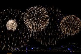 The best gifs are on giphy. Gifki Fejerverki 40 Torzhestvennyh Gif Krasivyh Salyutov