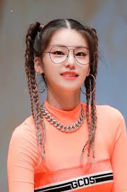 Unfoll Not Mute On Twitter Itzy Kpop Girl Groups Beautiful