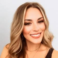 Samantha Paulsen's Instagram, Twitter & Facebook