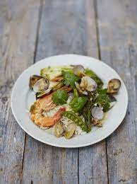 Asian Style Seafood Parcels Jamie Oliver Recipes Recipe Seafood Recipes Jamie Oliver Recipes Recipes