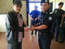 Pegawai polis yang digantung tugas. Penerimaan Kad Sabah Mpoa Security Services Sdn Bhd Facebook