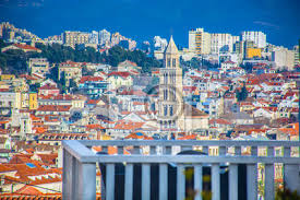 Die altstadt von split macht sich im ehemaligen alterssitz des römischen kaisers diokletian breit. Split Stadtzentrum Luftaufnahme In Split Stadt In Kroatien Fototapete Fototapeten Croat Appartment Stadtlandschaft Myloview De