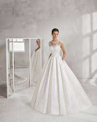Pin By Hneiva Uranga On Wedding Dress Wedding Dresses Lace Wedding Gown Gallery Wedding Dresses Satin