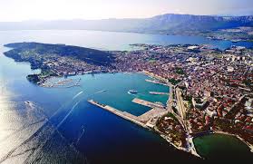 It is a number, which tells us to split the string into maximum of. Swiss International Air Lines Airport Ticket Office In Split Croatia Airlines Airports
