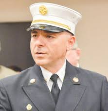 EL RRUN RRUN: IS LONGORIA STRUMMING CARLOS FOR BISD PIO POSITION?