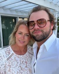 John Daly's is open!